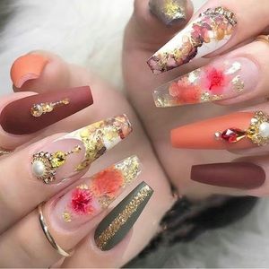 22 Pieces Fake Press On Nails Set Rhinestone Flower Design
